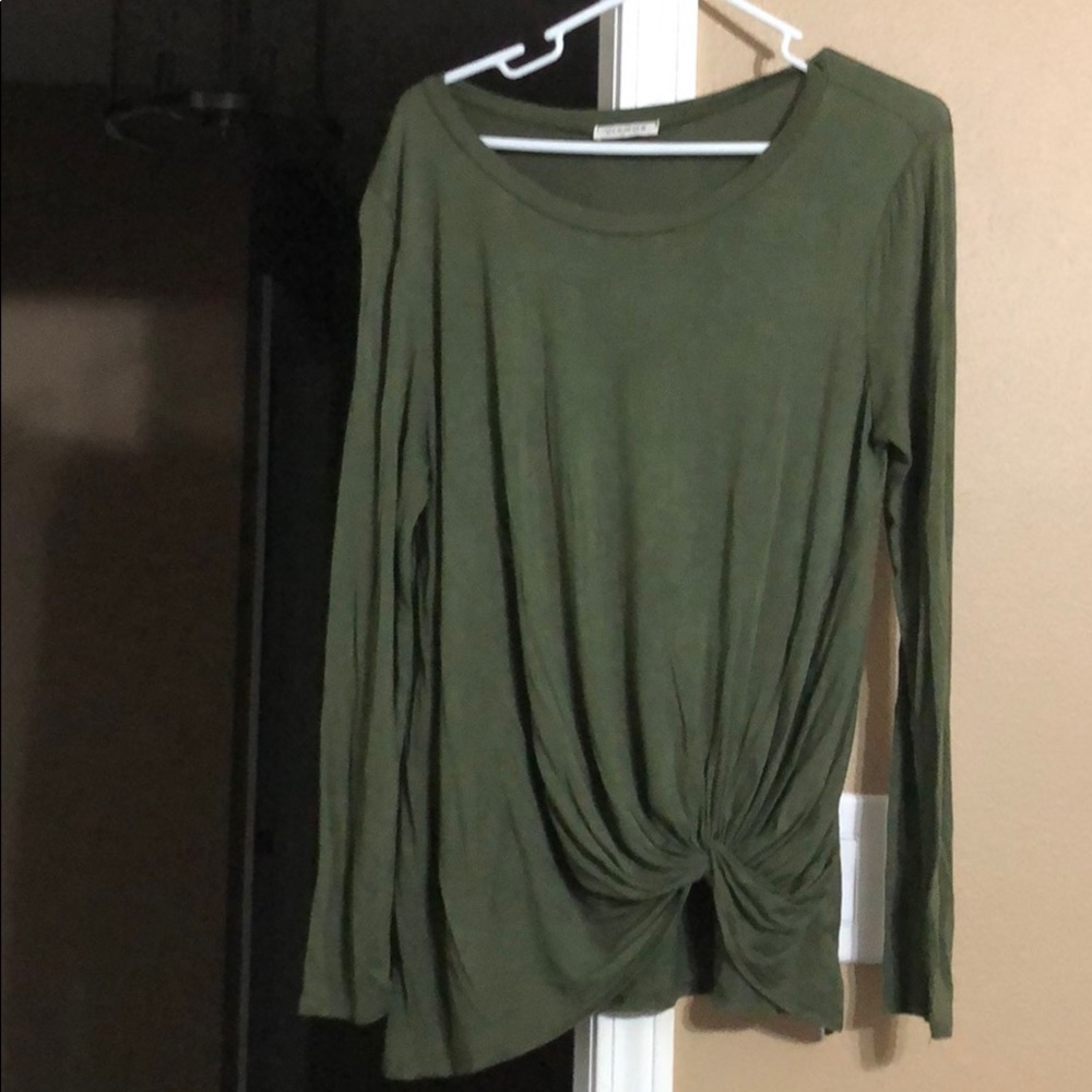 Women’s Top